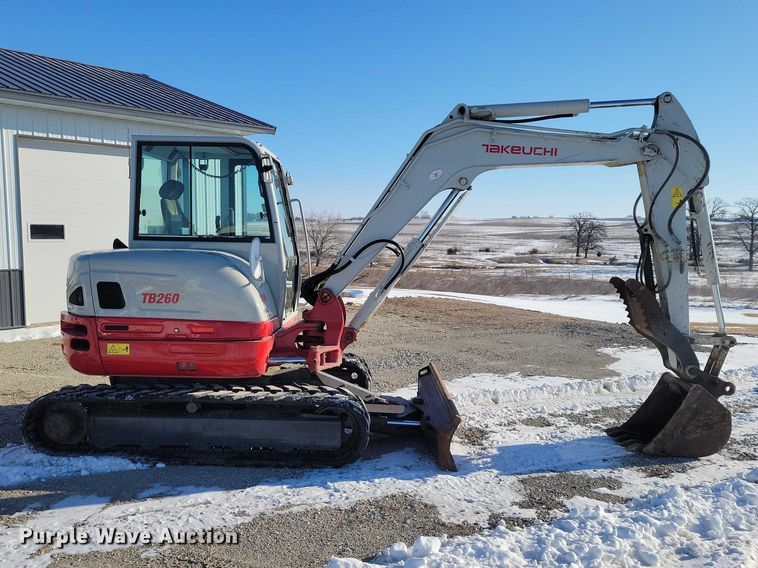 image for item EE0880 2014 Takeuchi TB260 mini excavator