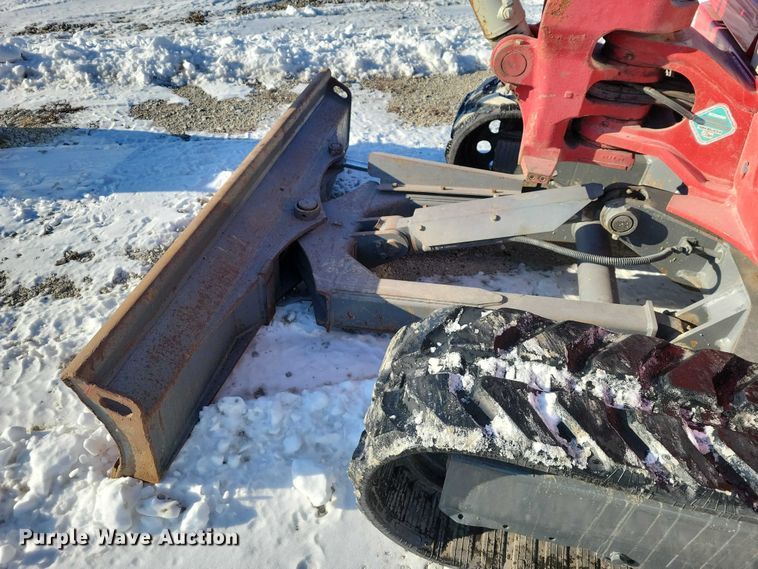 image for item EE0880 2014 Takeuchi TB260 mini excavator