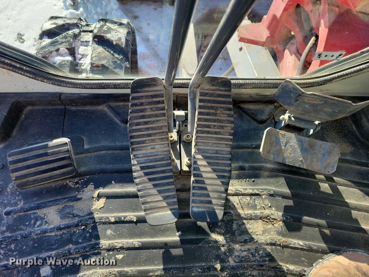 image for item EE0880 2014 Takeuchi TB260 mini excavator