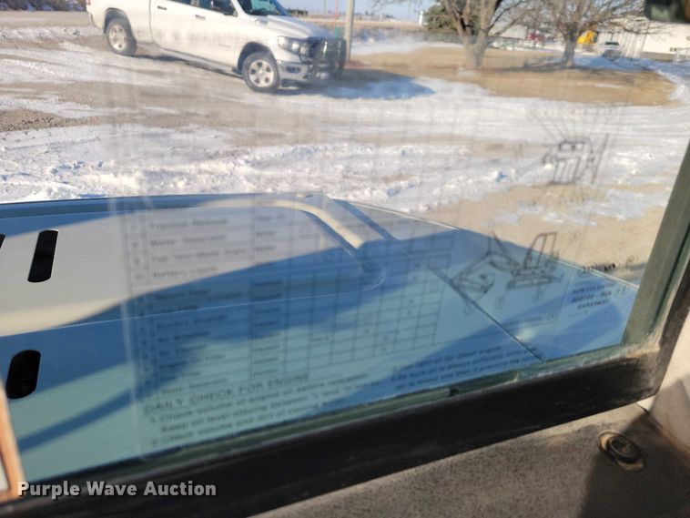 image for item EE0880 2014 Takeuchi TB260 mini excavator