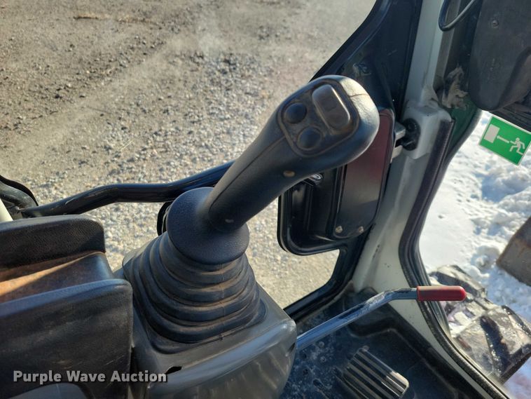 image for item EE0880 2014 Takeuchi TB260 mini excavator