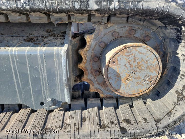 image for item EE0880 2014 Takeuchi TB260 mini excavator