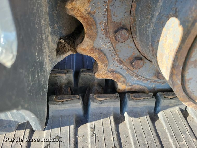 image for item EE0880 2014 Takeuchi TB260 mini excavator