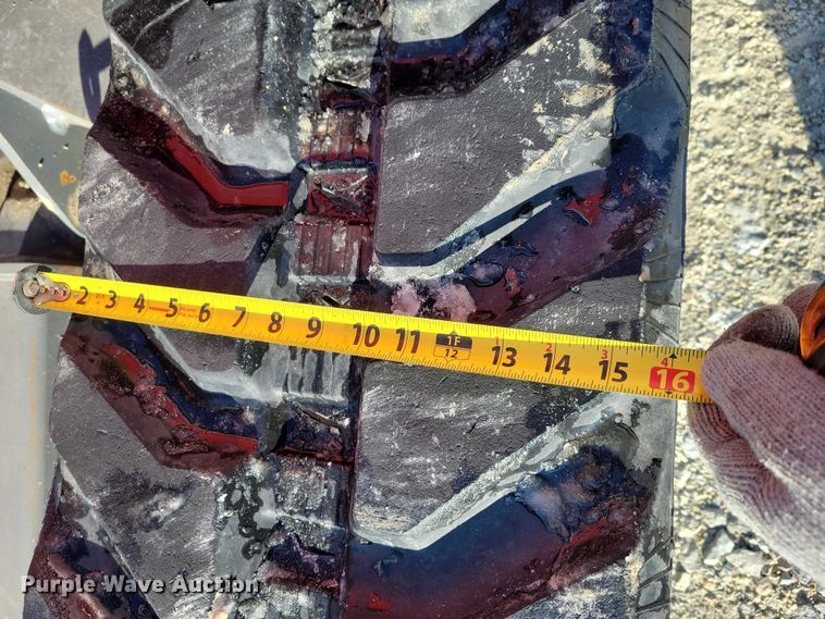 image for item EE0880 2014 Takeuchi TB260 mini excavator