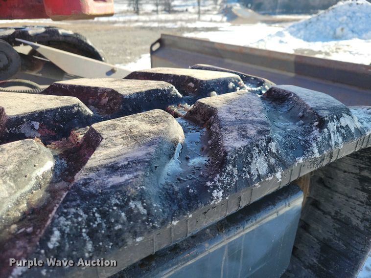 image for item EE0880 2014 Takeuchi TB260 mini excavator