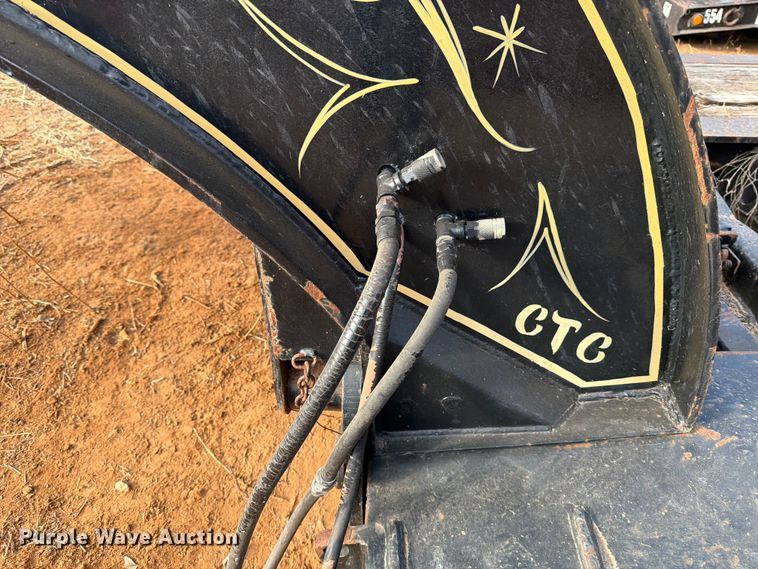 image for item EE1413 1995 Cozad lowboy equipment trailer