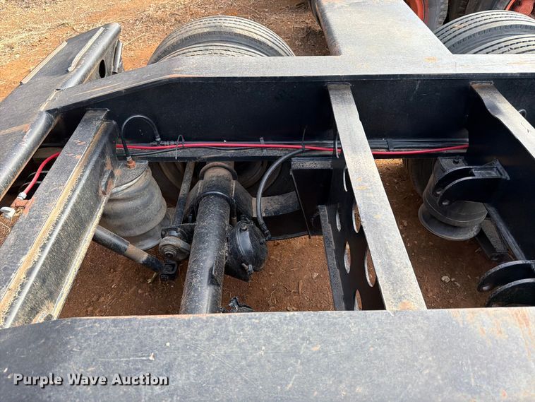 image for item EE1413 1995 Cozad lowboy equipment trailer