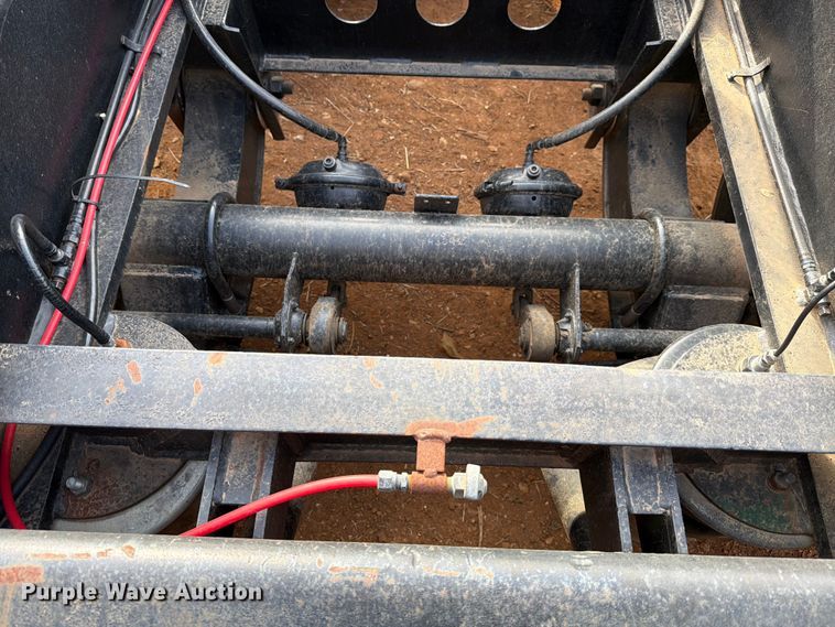 image for item EE1413 1995 Cozad lowboy equipment trailer