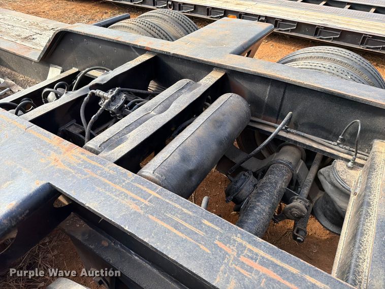 image for item EE1413 1995 Cozad lowboy equipment trailer