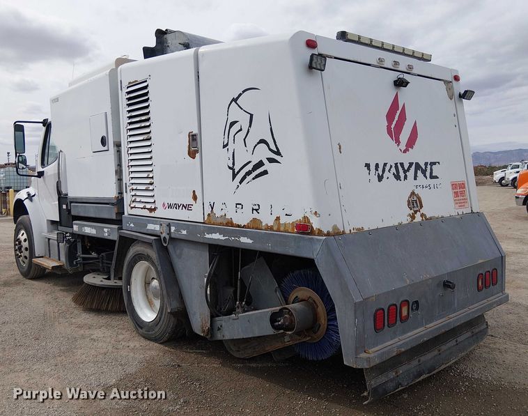 image for item EE5167 2016 Freightliner M2 street sweeper truck