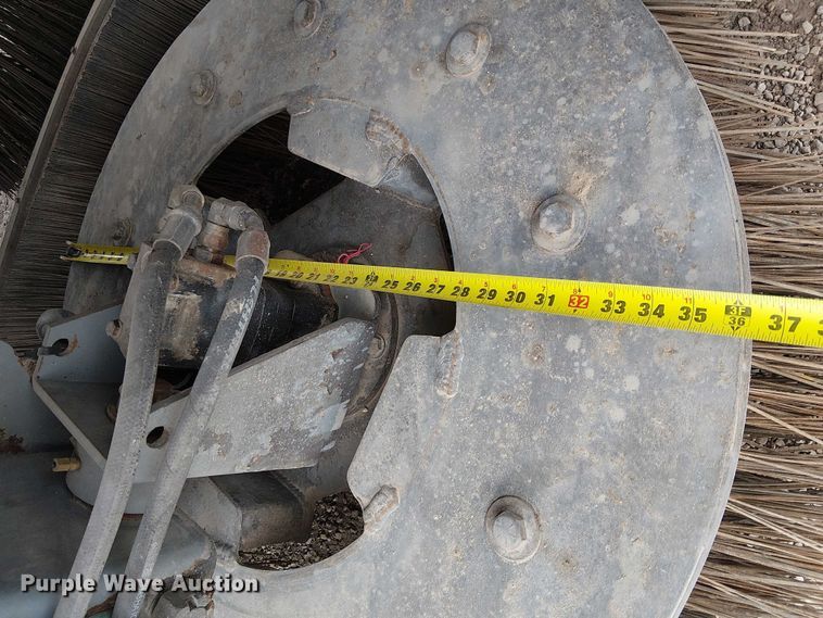 image for item EE5167 2016 Freightliner M2 street sweeper truck