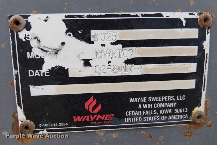 image for item EE5167 2016 Freightliner M2 street sweeper truck