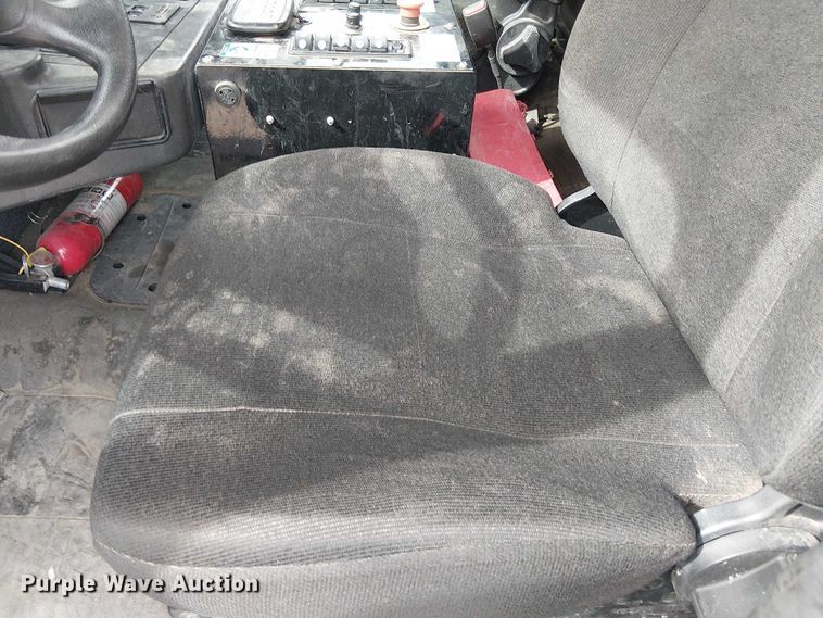 image for item EE5167 2016 Freightliner M2 street sweeper truck