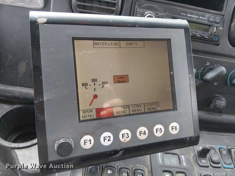 image for item EE5167 2016 Freightliner M2 street sweeper truck