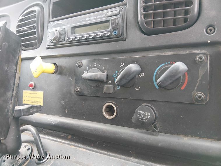 image for item EE5167 2016 Freightliner M2 street sweeper truck