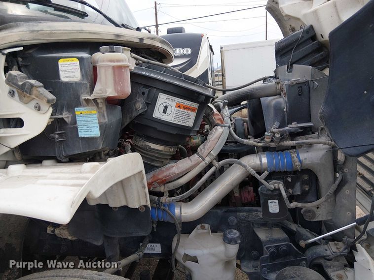 image for item EE5167 2016 Freightliner M2 street sweeper truck