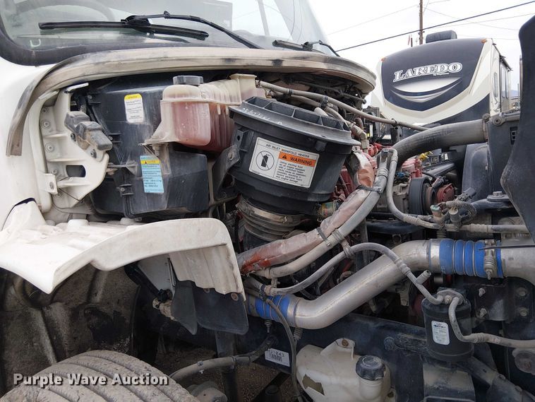 image for item EE5167 2016 Freightliner M2 street sweeper truck