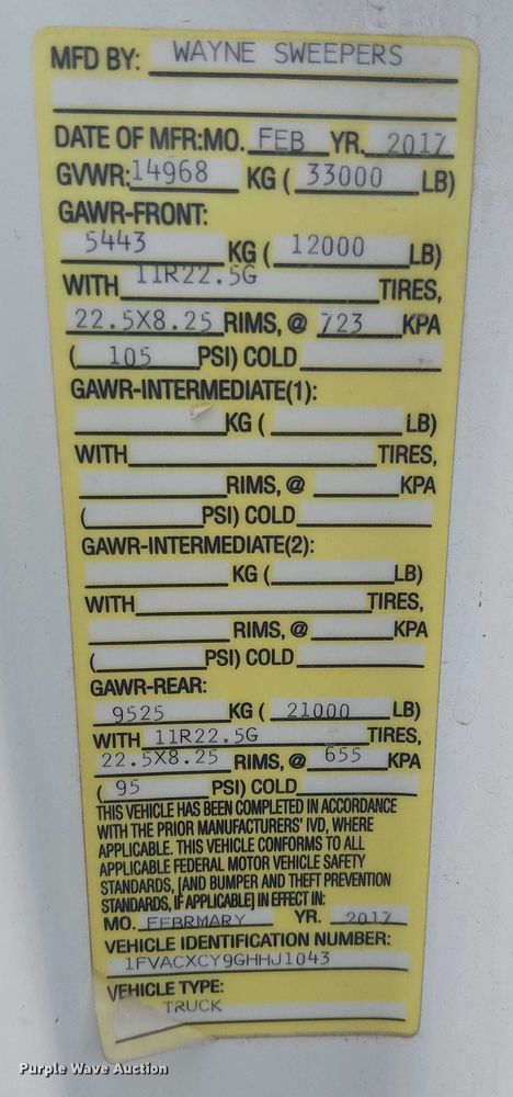 image for item EE5167 2016 Freightliner M2 street sweeper truck