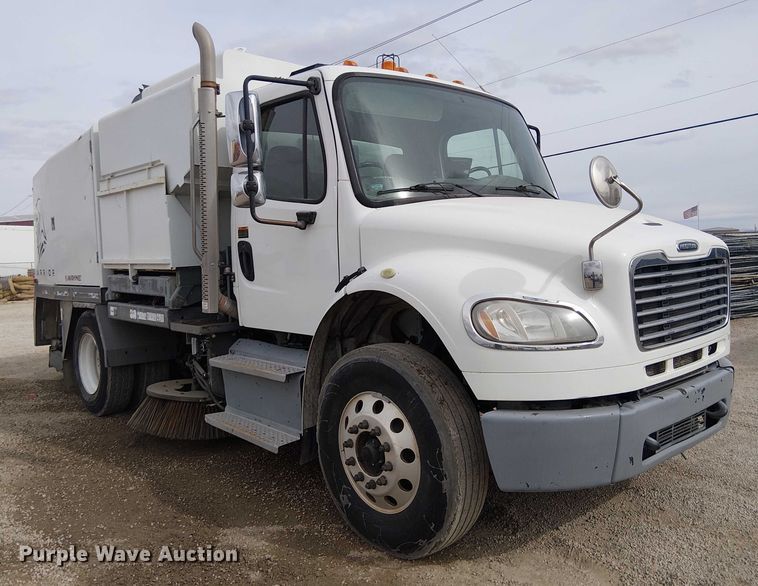 image for item EE5168 2016 Wayne Freightliner M2 street sweeper truck
