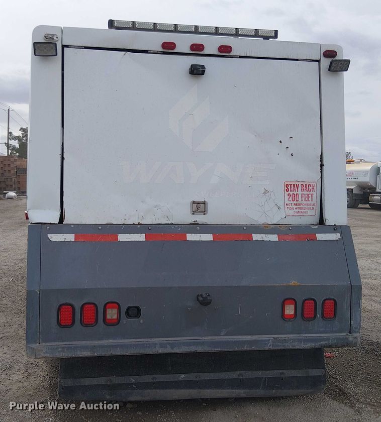 image for item EE5168 2016 Wayne Freightliner M2 street sweeper truck