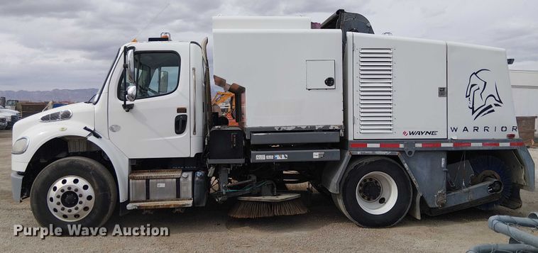 image for item EE5168 2016 Wayne Freightliner M2 street sweeper truck