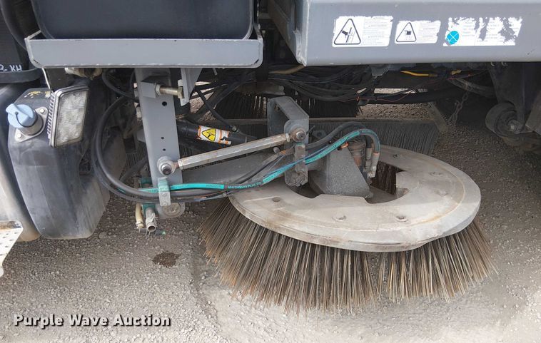 image for item EE5168 2016 Wayne Freightliner M2 street sweeper truck