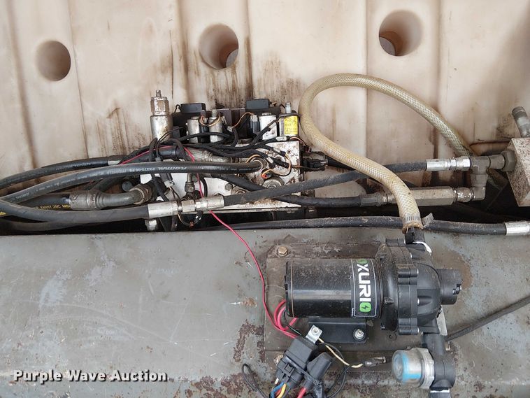 image for item EE5168 2016 Wayne Freightliner M2 street sweeper truck