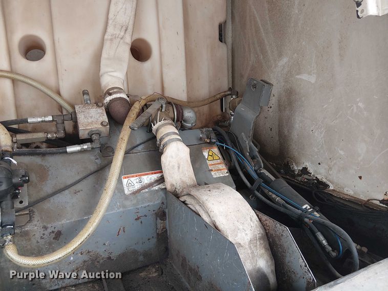 image for item EE5168 2016 Wayne Freightliner M2 street sweeper truck