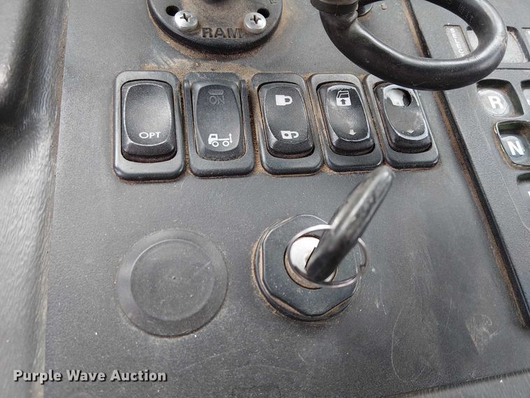 image for item EE5168 2016 Wayne Freightliner M2 street sweeper truck