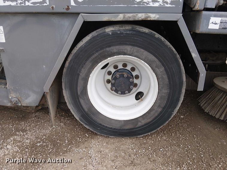 image for item EE5168 2016 Wayne Freightliner M2 street sweeper truck