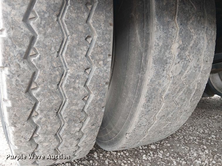 image for item EE5168 2016 Wayne Freightliner M2 street sweeper truck