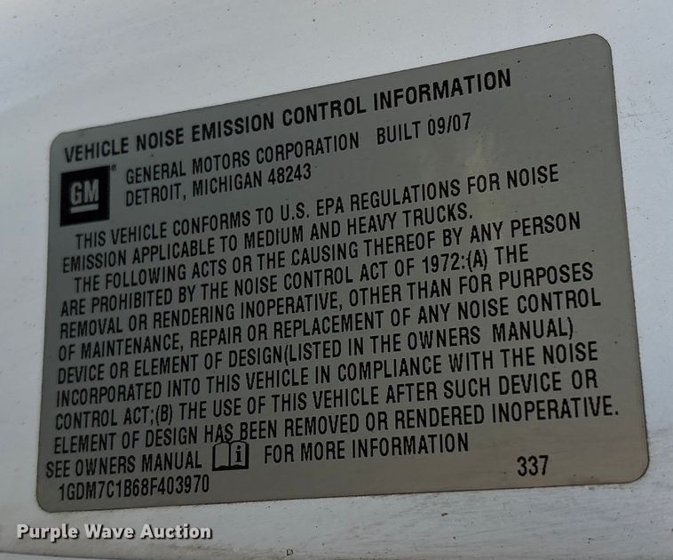 image for item EF0989 2008 GMC C7 oil distributor truck