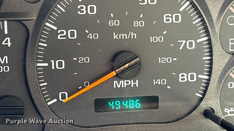 image for item EF0989 2008 GMC C7 oil distributor truck