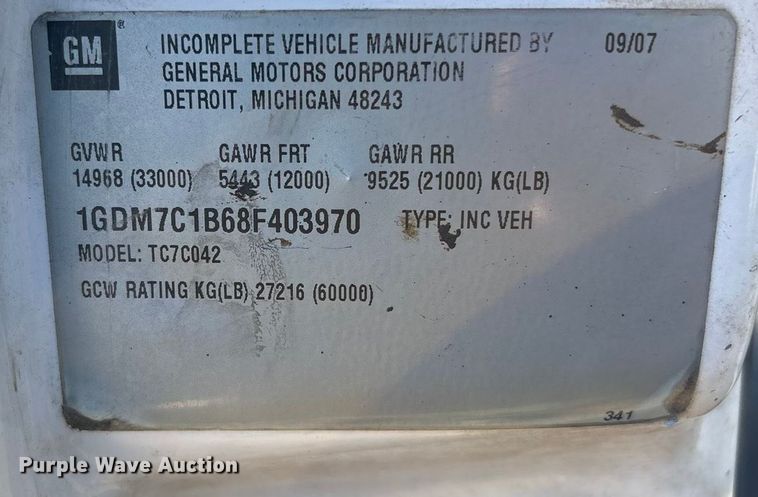 image for item EF0989 2008 GMC C7 oil distributor truck