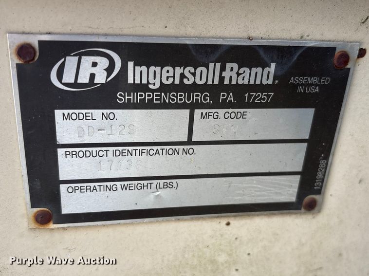 image for item EF0991 Ingersoll Rand DD-12S double drum vibratory roller