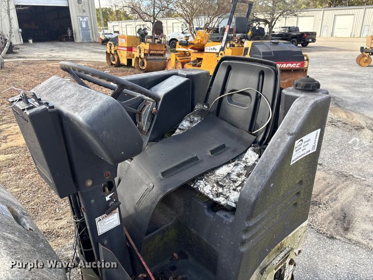 image for item EF0991 Ingersoll Rand DD-12S double drum vibratory roller