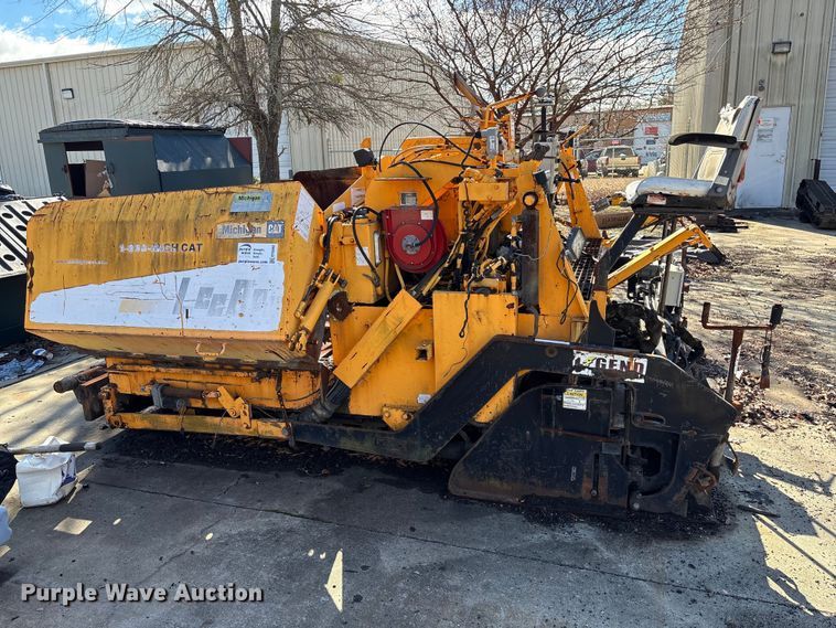 image for item EF0992 Lee Boy 8500 paver