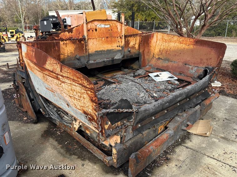 image for item EF0993 Lee Boy 8000C paver