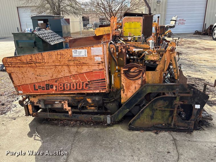 image for item EF0993 Lee Boy 8000C paver