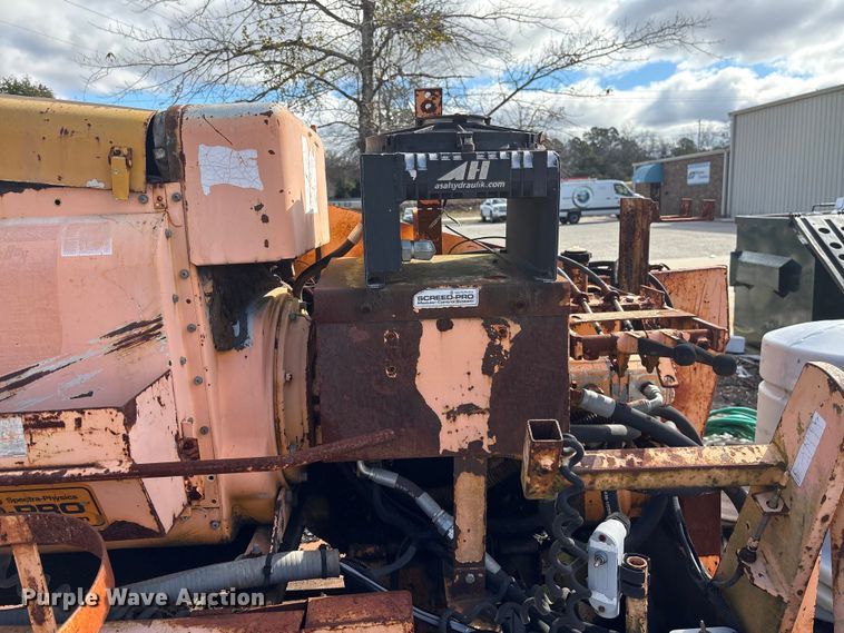 image for item EF0993 Lee Boy 8000C paver