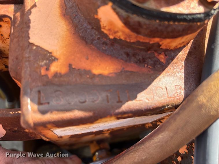 image for item EF0993 Lee Boy 8000C paver