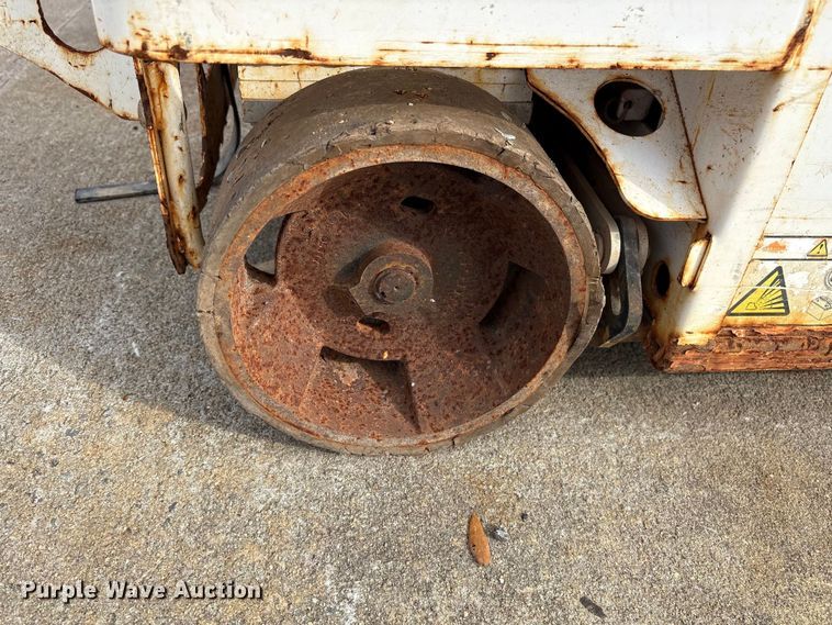 image for item EF1004 2017 Hy-Brid Lifts HB-1430 scissor lift