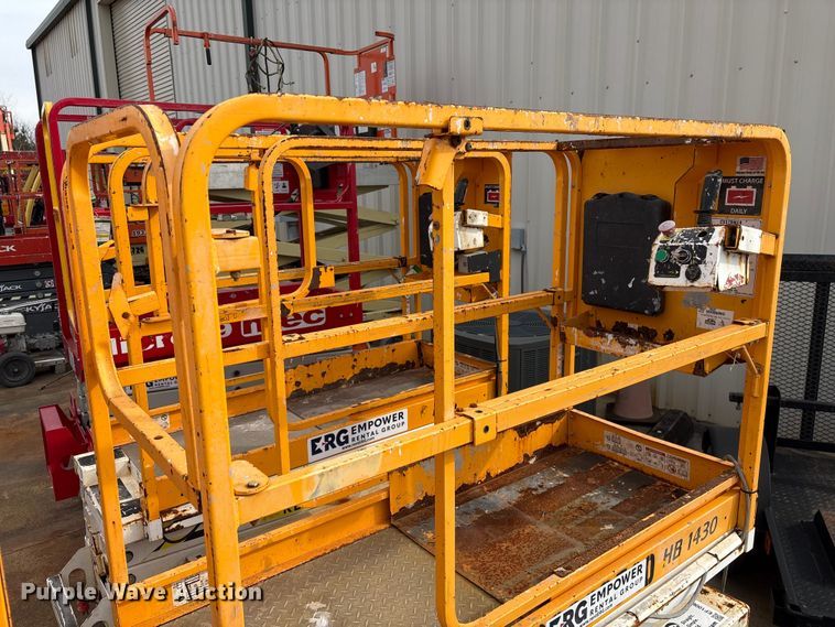 image for item EF1006 2016 Hy-Brid Lifts HB-1430 scissor lift