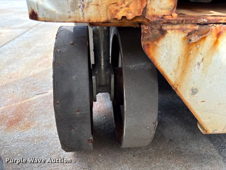 image for item EF1006 2016 Hy-Brid Lifts HB-1430 scissor lift