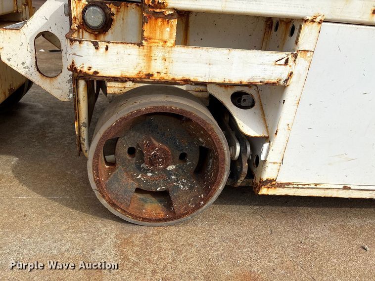 image for item EF1006 2016 Hy-Brid Lifts HB-1430 scissor lift