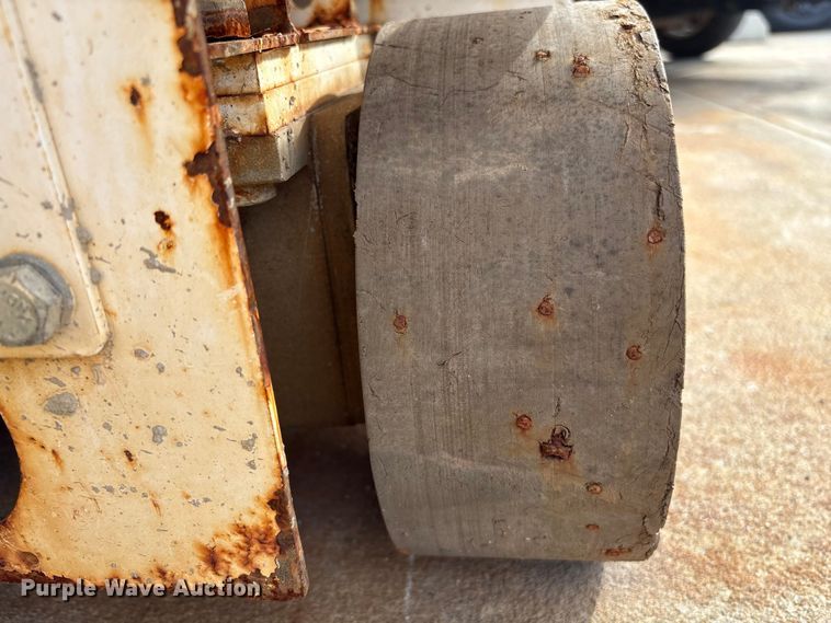 image for item EF1006 2016 Hy-Brid Lifts HB-1430 scissor lift