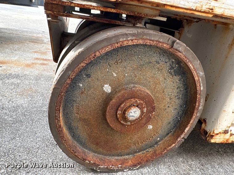 image for item EF1006 2016 Hy-Brid Lifts HB-1430 scissor lift