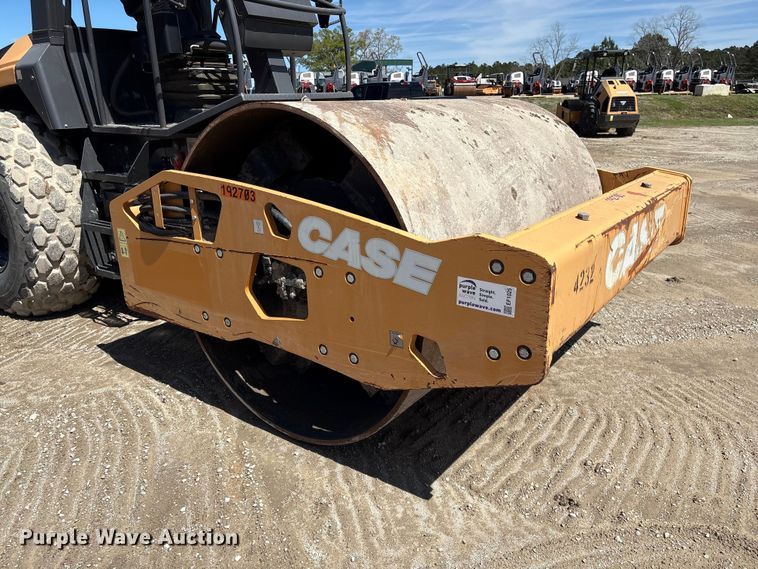 image for item EF1025 2018 Case SV212D single drum vibratory roller