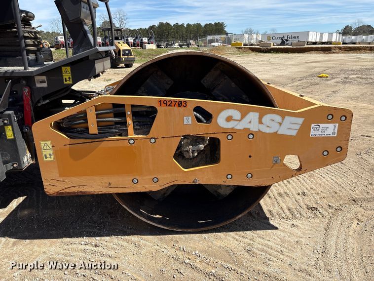 image for item EF1025 2018 Case SV212D single drum vibratory roller