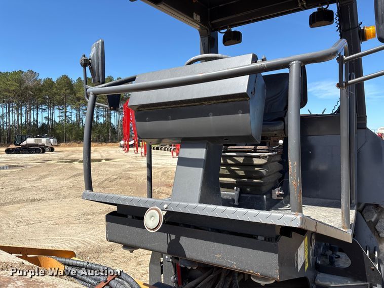 image for item EF1025 2018 Case SV212D single drum vibratory roller